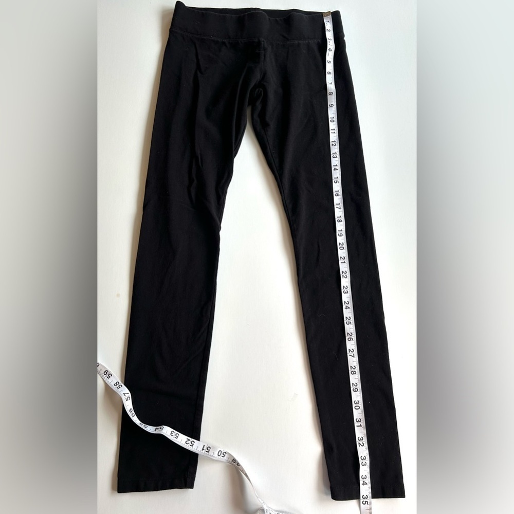 Hue Seamless Leggings soft size small black elastic waist